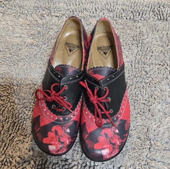 Fluevog Size 6, Rose Print Fellowships - Picture 2 of 9